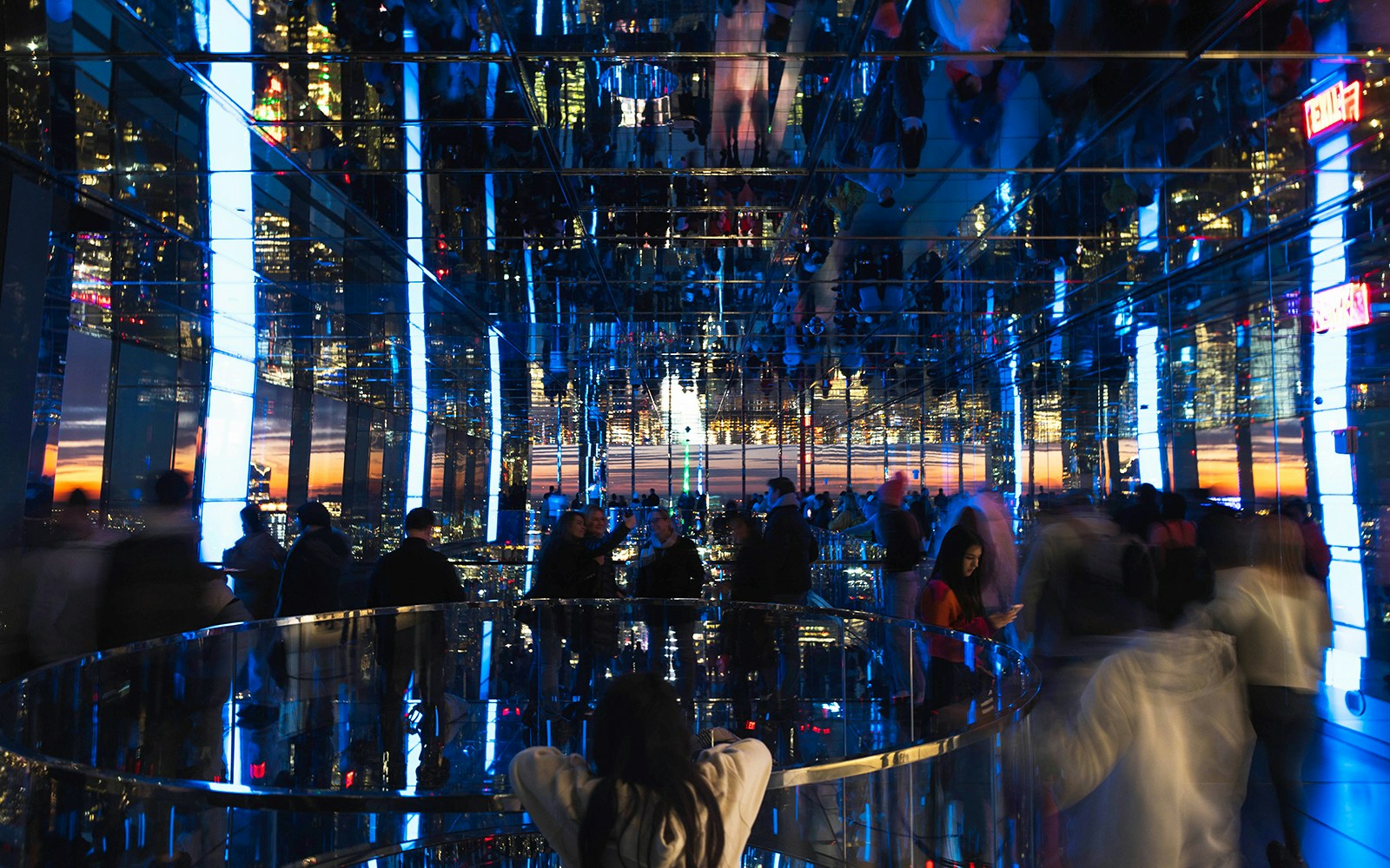 Visit SUMMIT One Vanderbilt at Night Travel Guide